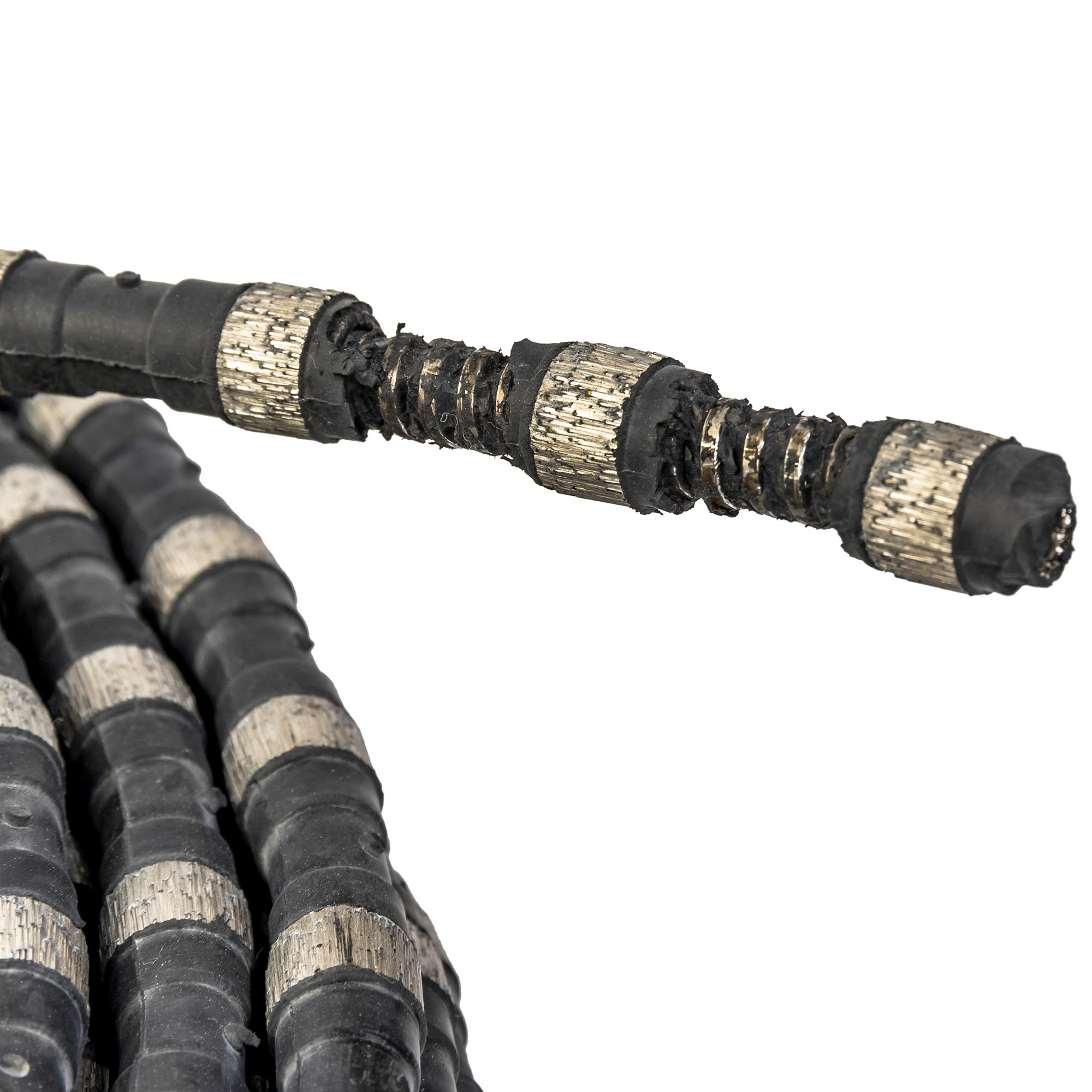 What's the advantages of wire saw machine in reinforced Concrete Cutting?